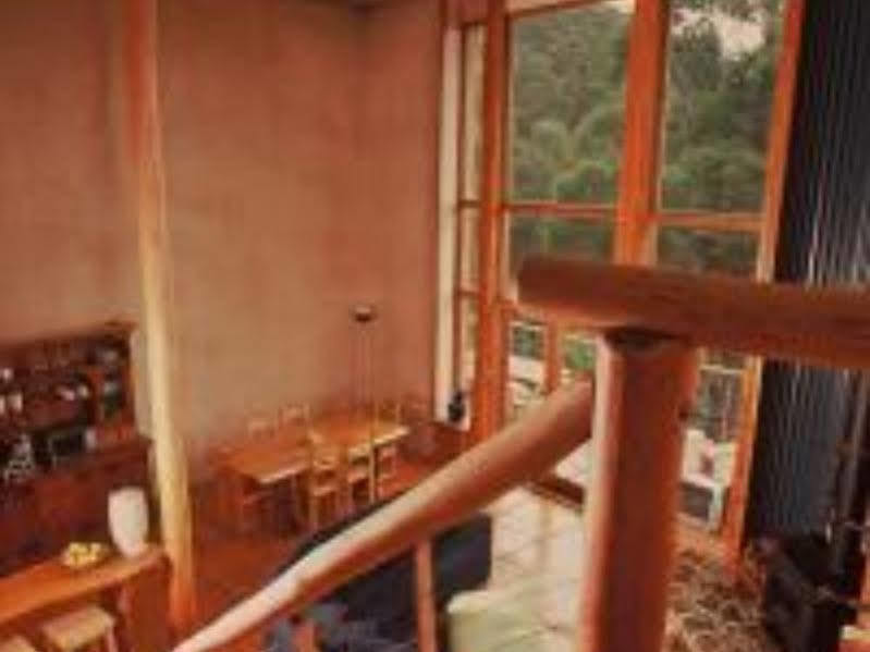 Готель Peppermint Ridge Retreat Woodbridge Екстер'єр фото
